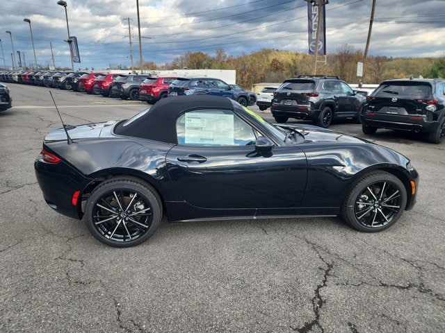 2025 Mazda MX-5 Miata Grand Touring - Photo 16
