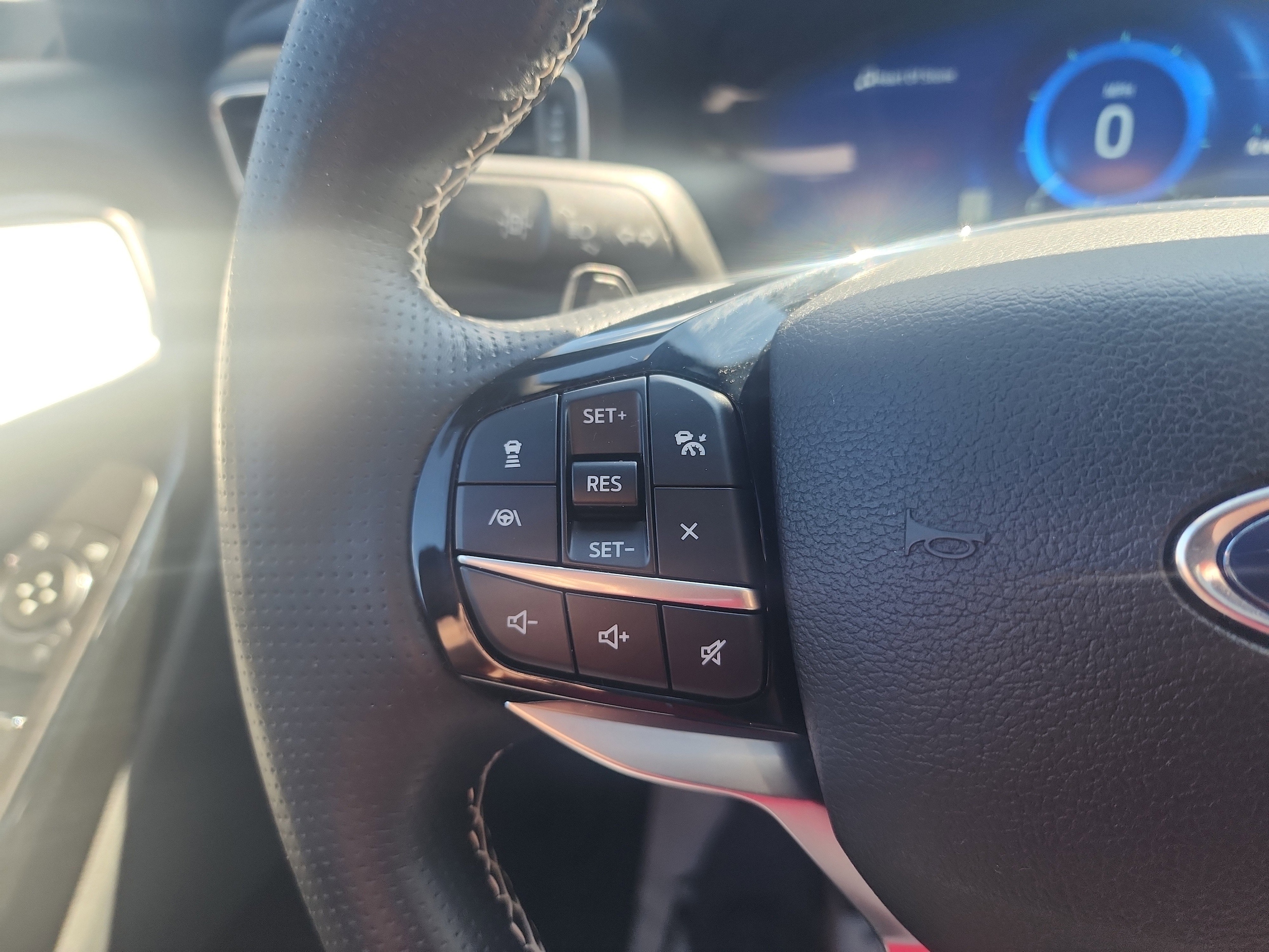 2021 Ford Explorer ST - Photo 32