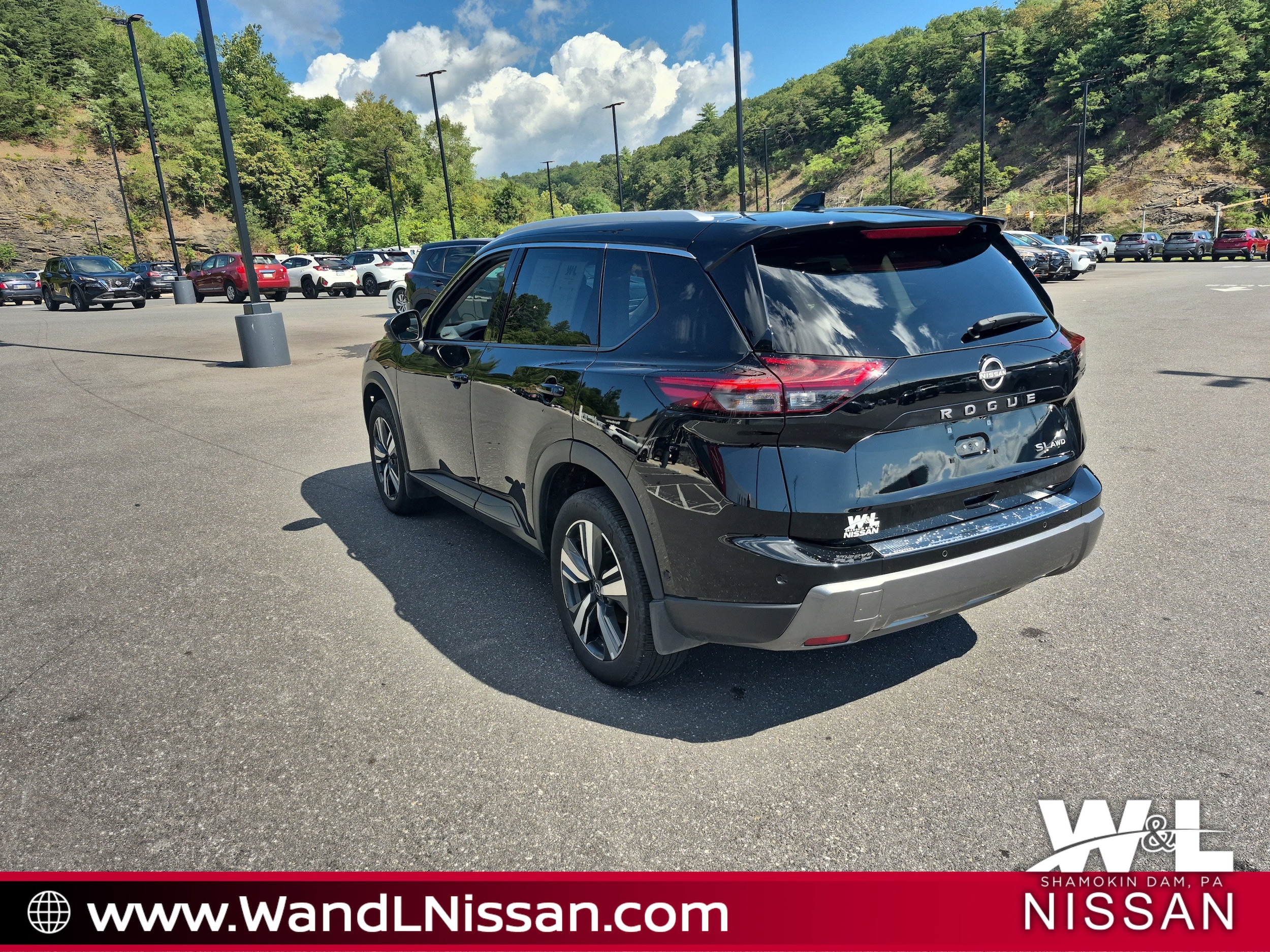 2024 Nissan Rogue SL - Photo 5