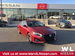 2025 Nissan Altima SR Sedan