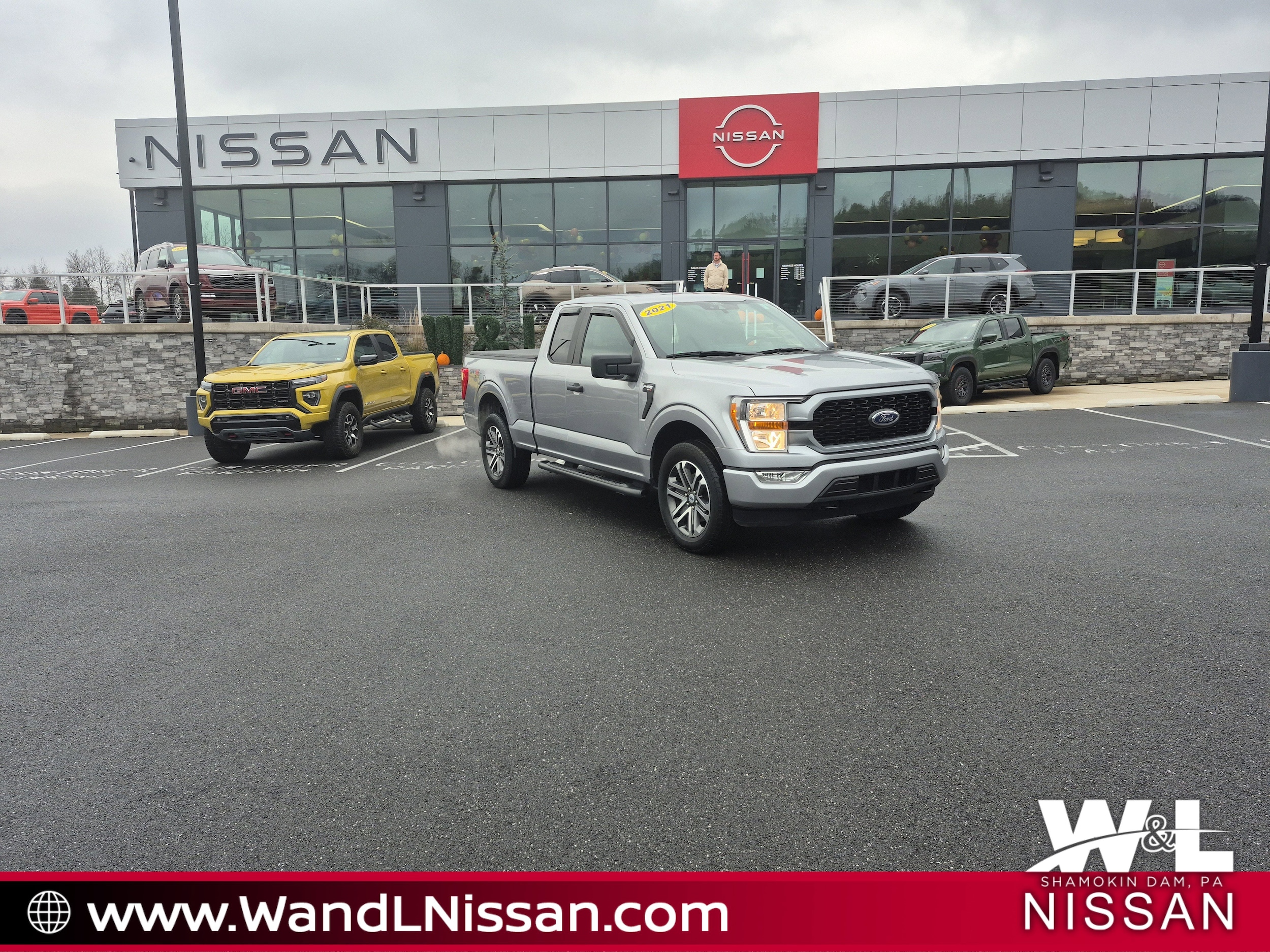 2021 Ford F-150 XL's photo