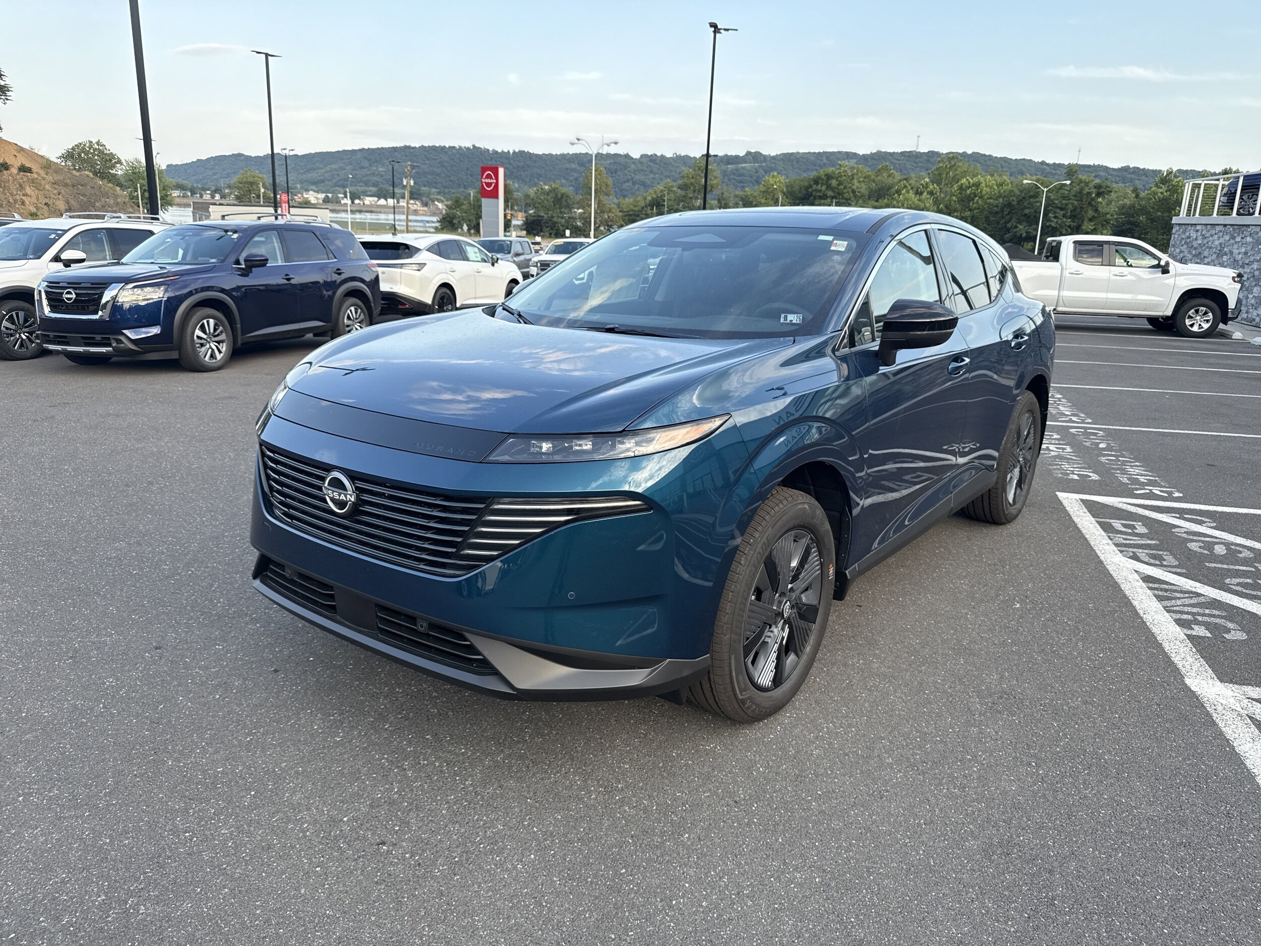 2025 Nissan Murano SL photo 3