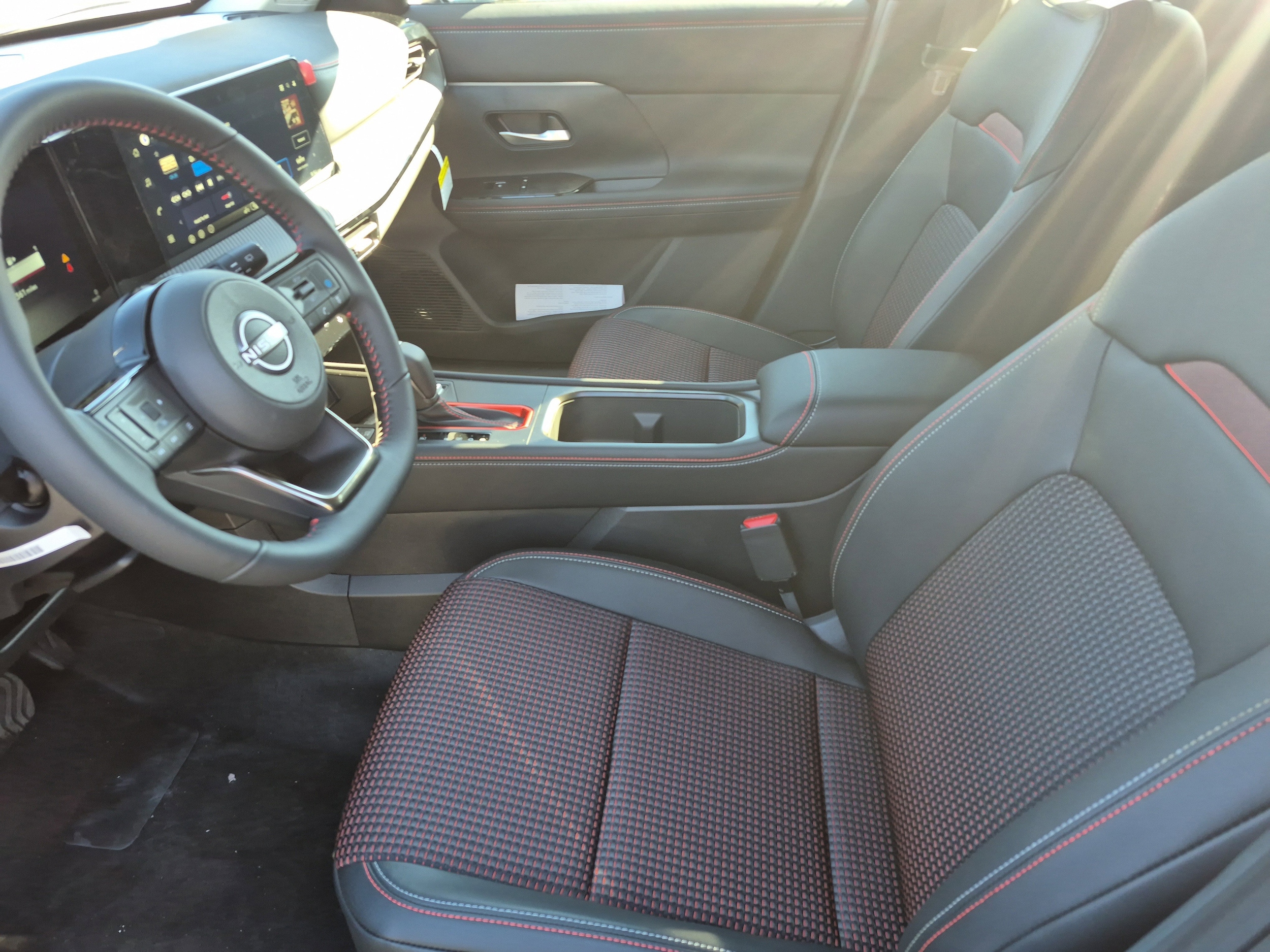 2026 Nissan KICKS SR AWD - Photo 10