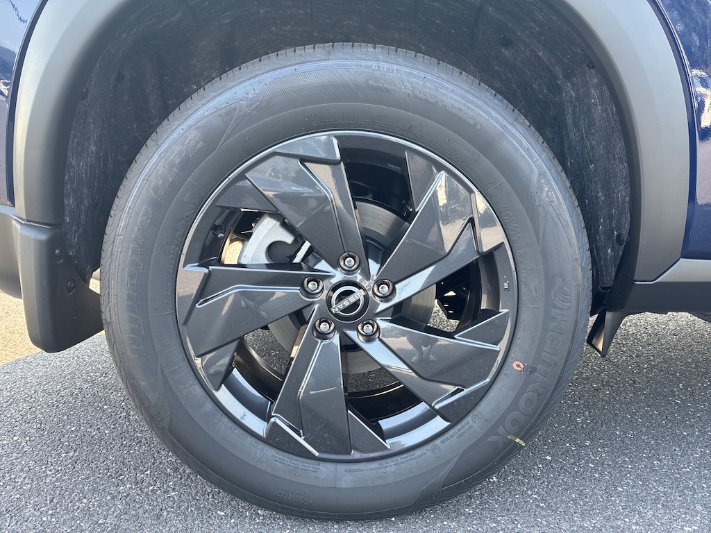 New 2026 Nissan Rogue SV SUV