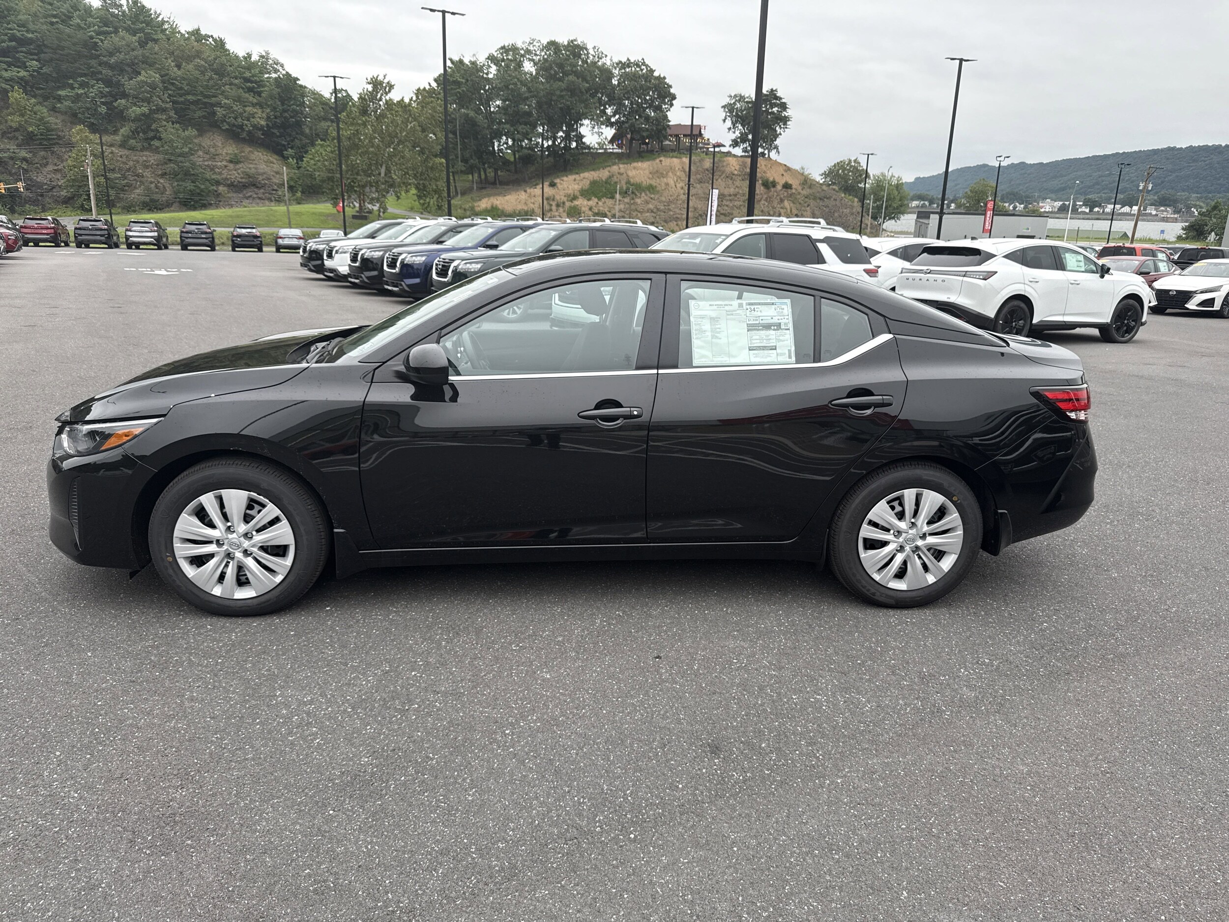 2025 Nissan Sentra S photo 3