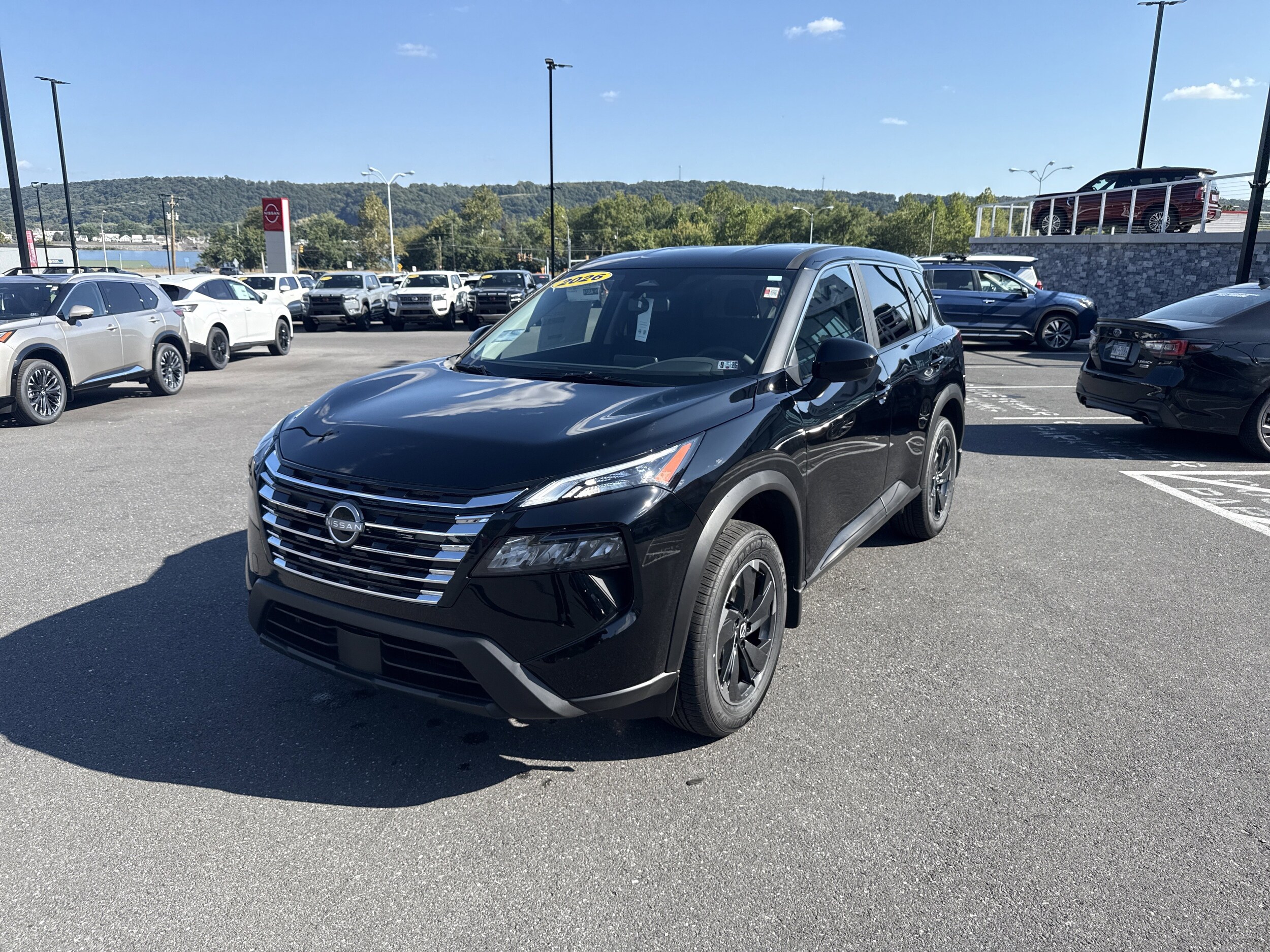 2026 Nissan Rogue SV photo 2