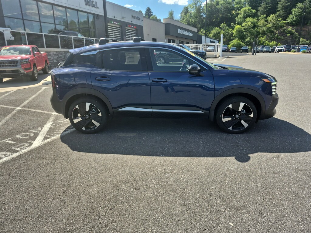 New 2026 Nissan Kicks SR SUV