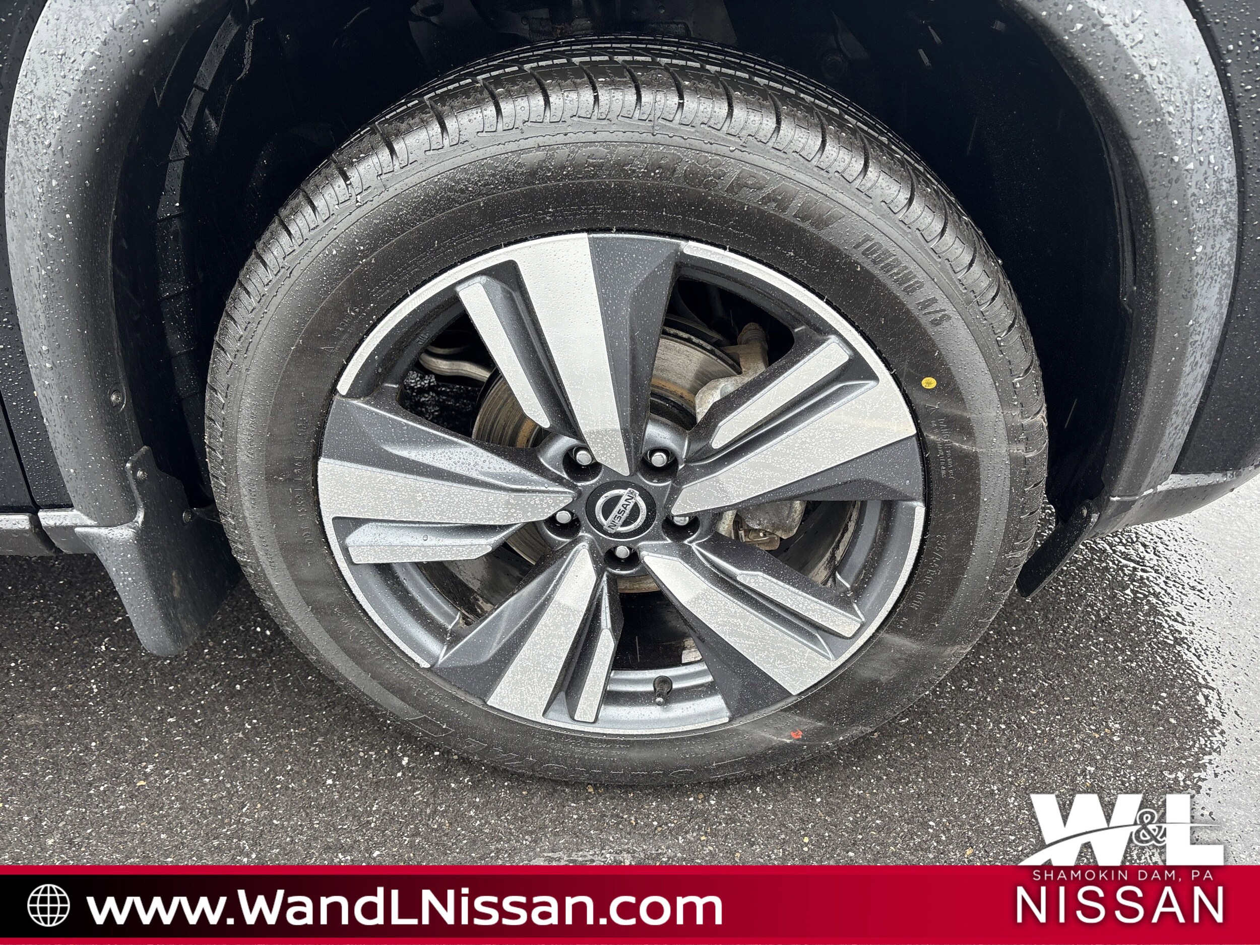 2021 Nissan Rogue SL photo 2
