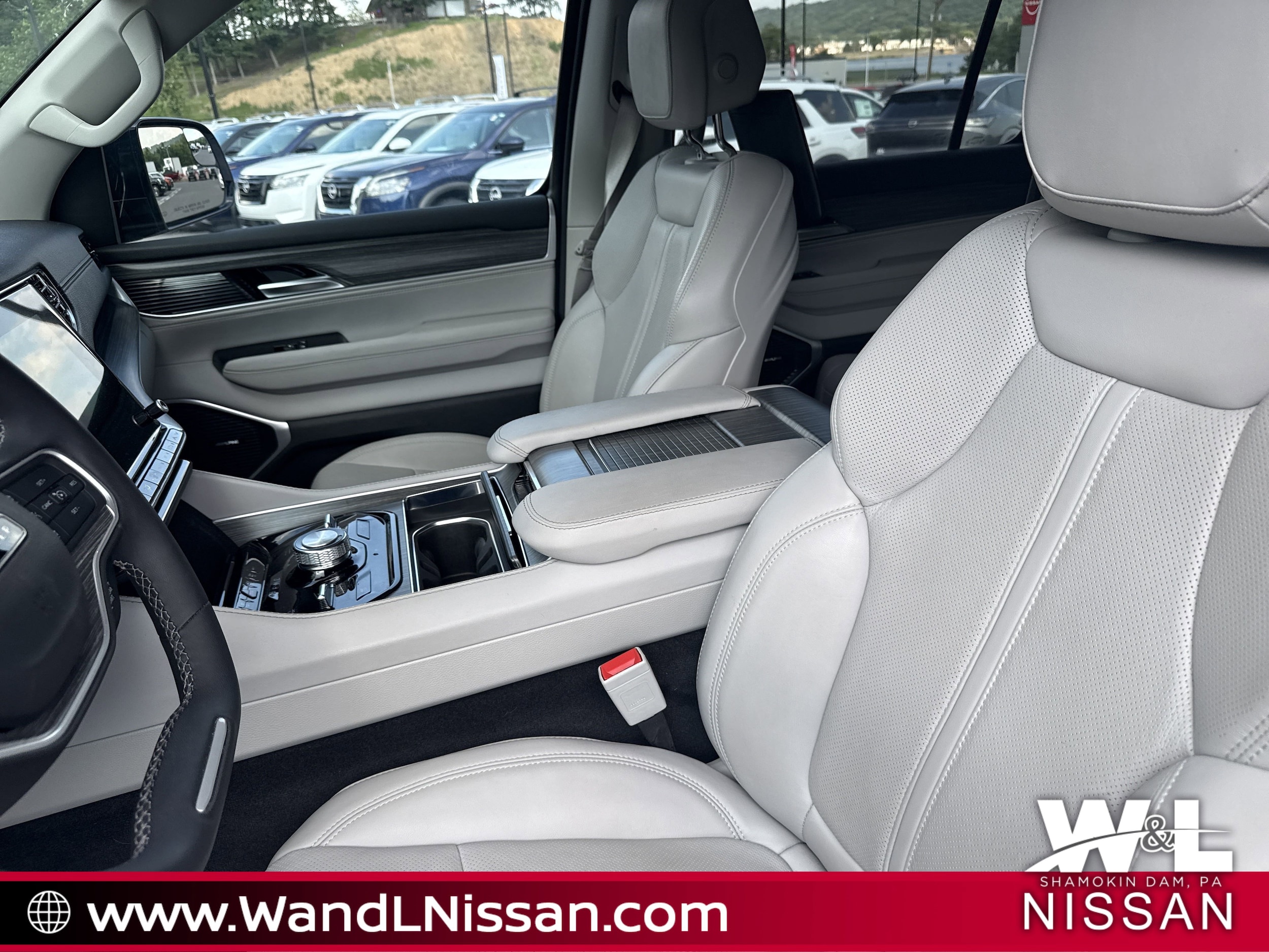 2023 Jeep Wagoneer Series III - Photo 22