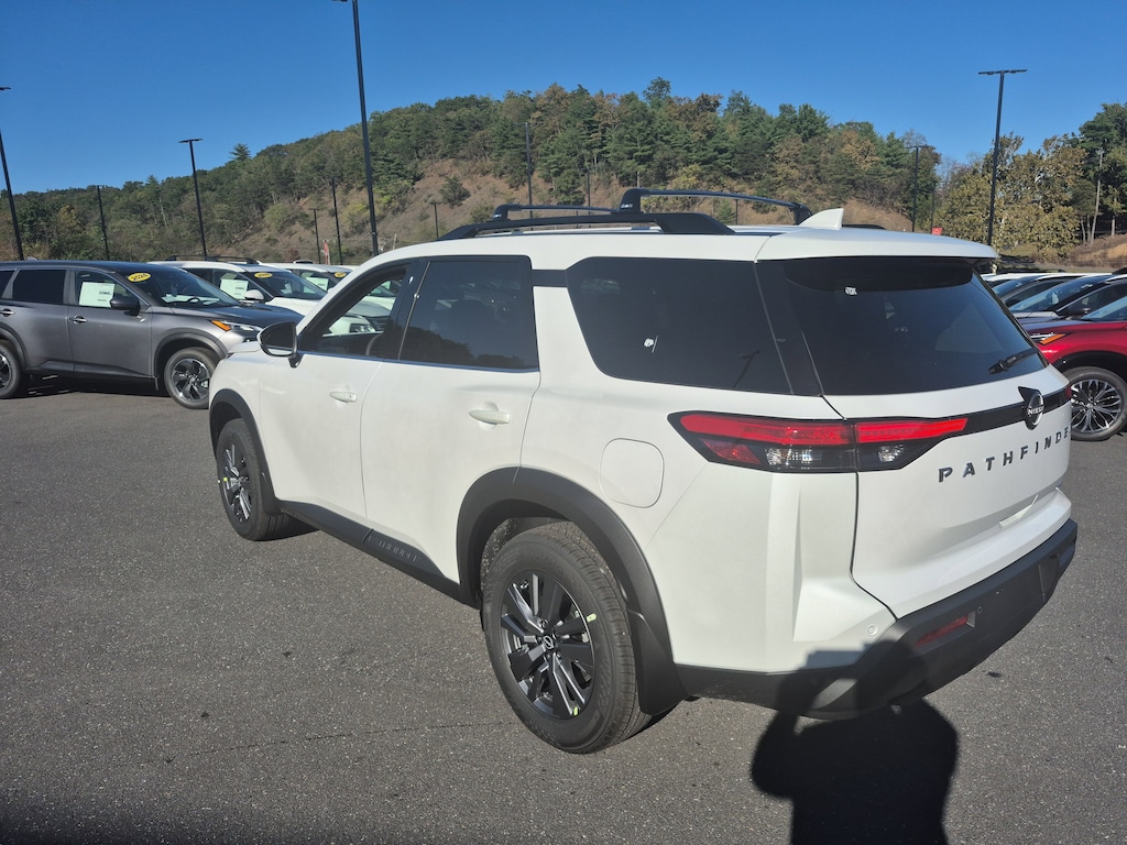 New 2025 Nissan Pathfinder SV SUV