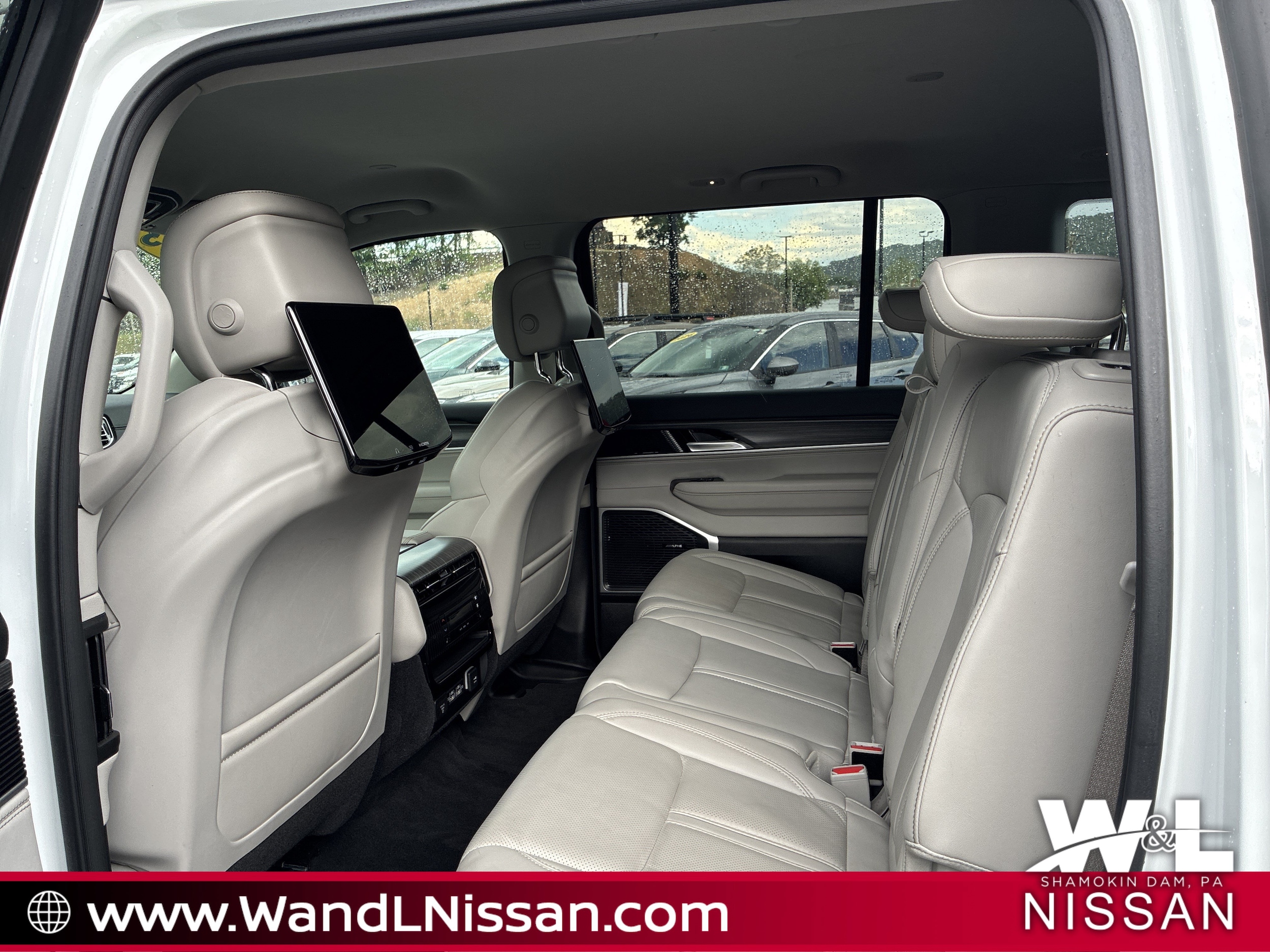2023 Jeep Wagoneer Series III - Photo 28