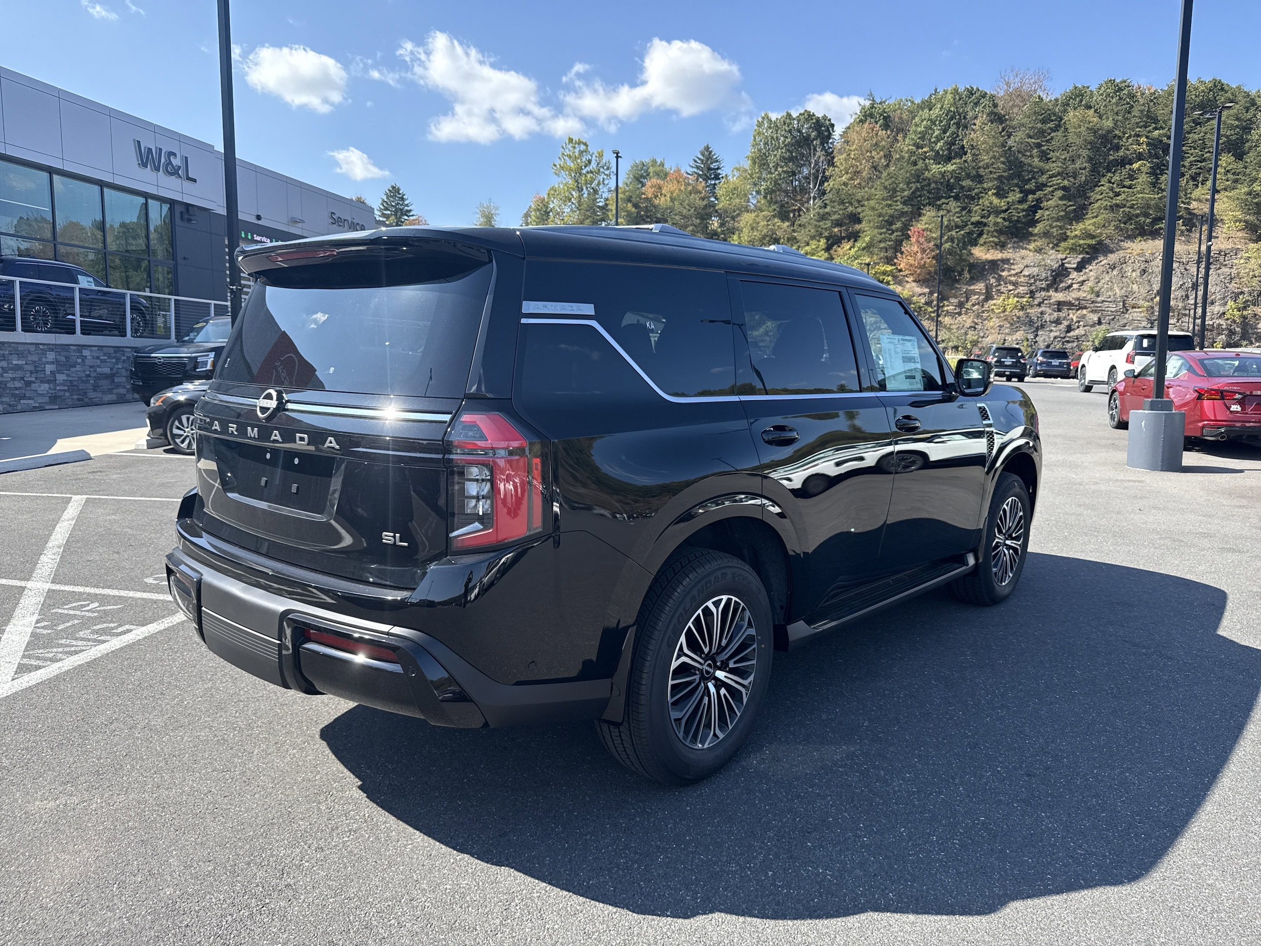 2026 Nissan Armada SL - Photo 7