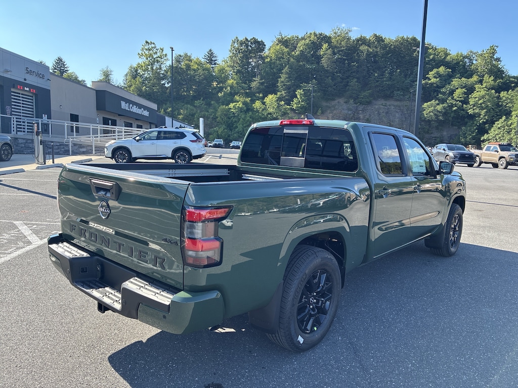 New 2026 Nissan Frontier SV Truck Crew Cab