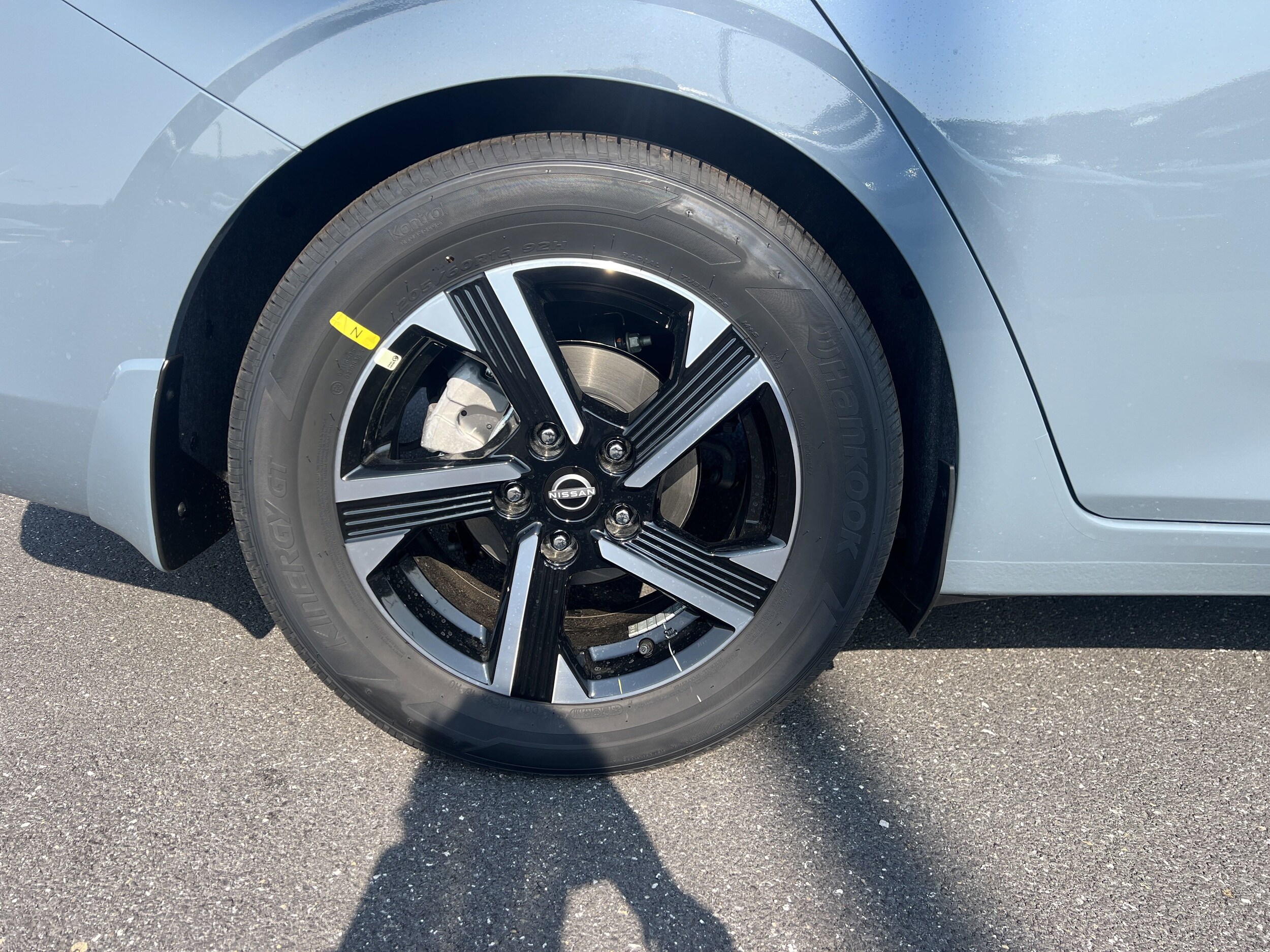 2025 Nissan Sentra SV photo 3