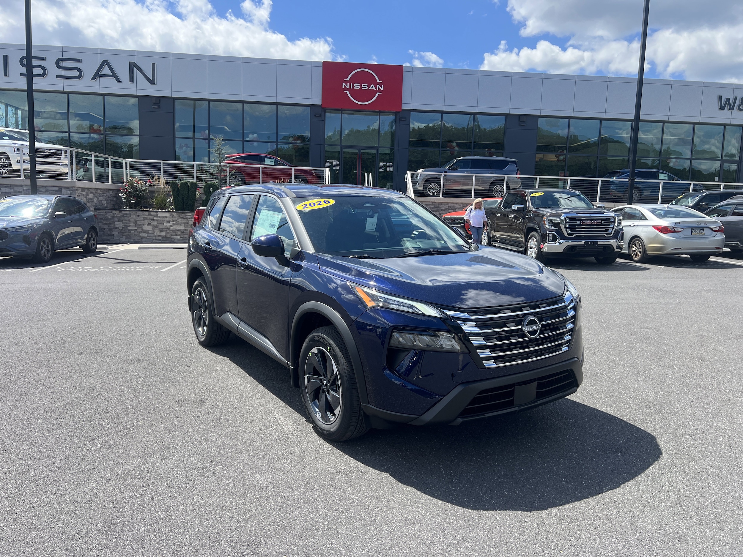 2026 Nissan Rogue SV