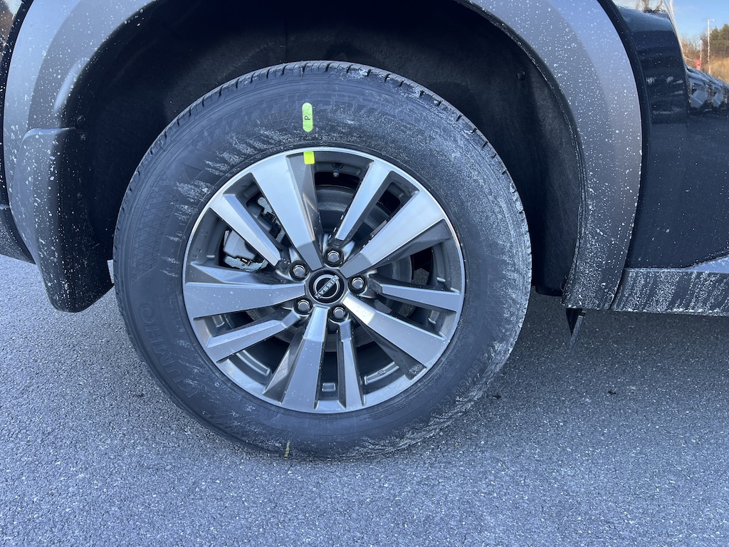 New 2025 Nissan Pathfinder SL SUV