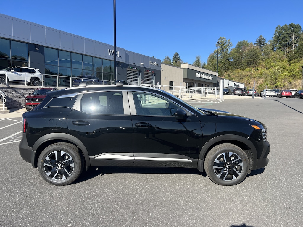 Used 2026 Nissan Kicks SV SUV