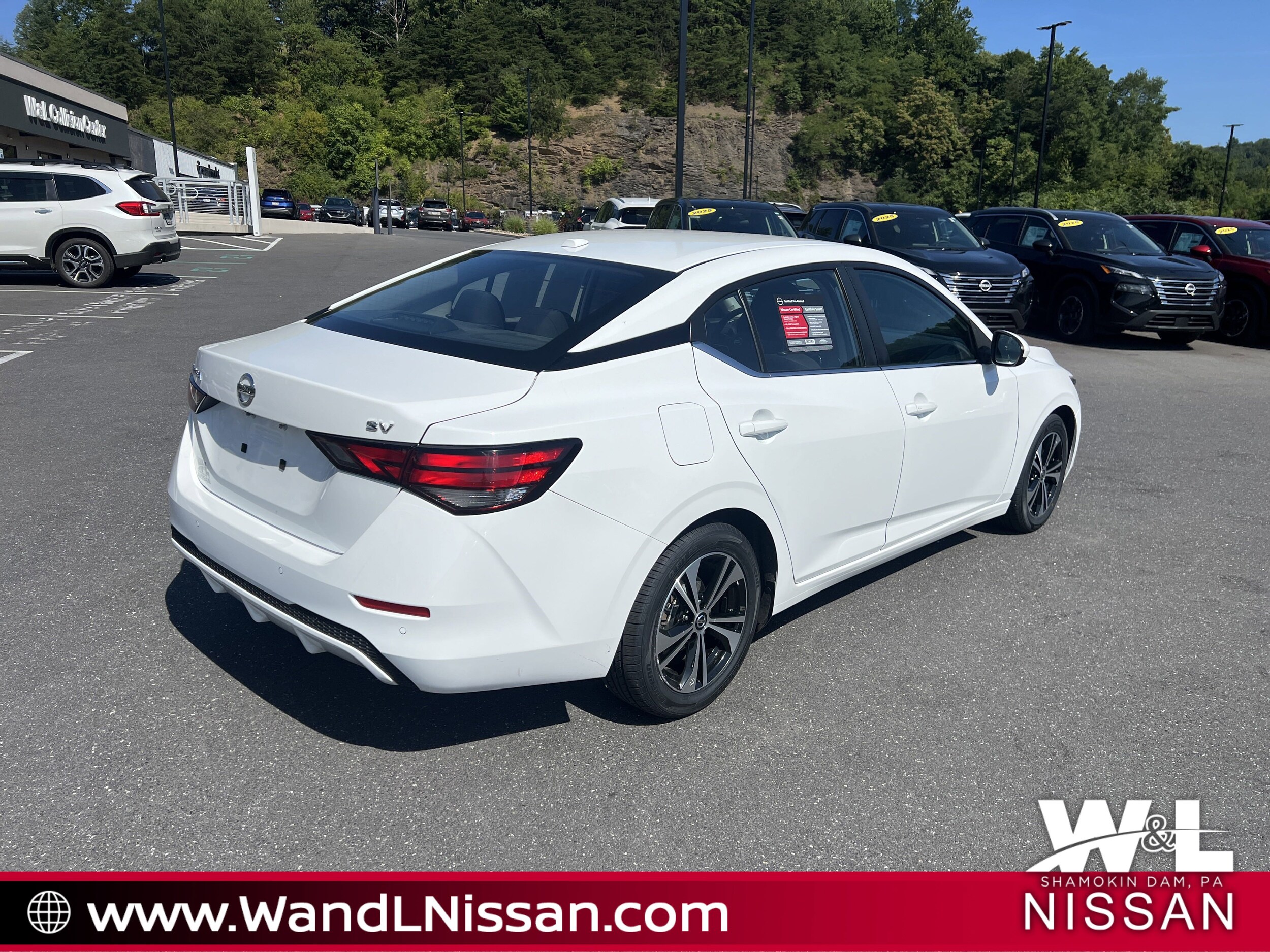 2023 Nissan Sentra SV photo 2