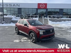 2026 Nissan Kicks SR SUV