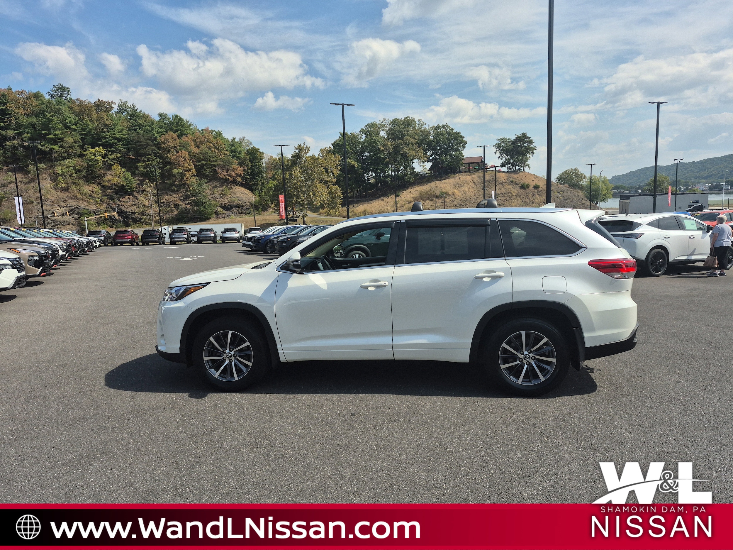 2018 Toyota Highlander XLE - Photo 6