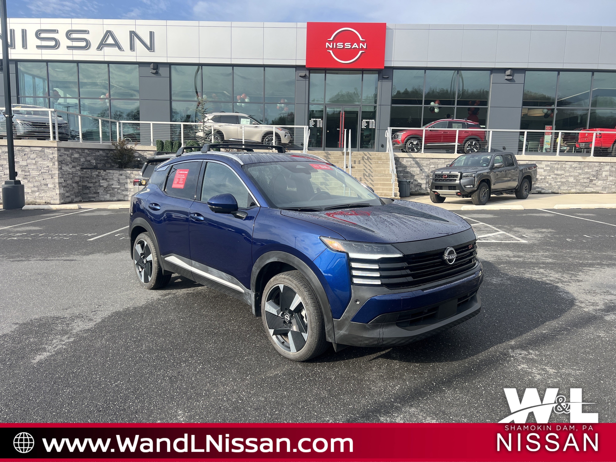 2025 Nissan Kicks 2.0 SR AWD's photo