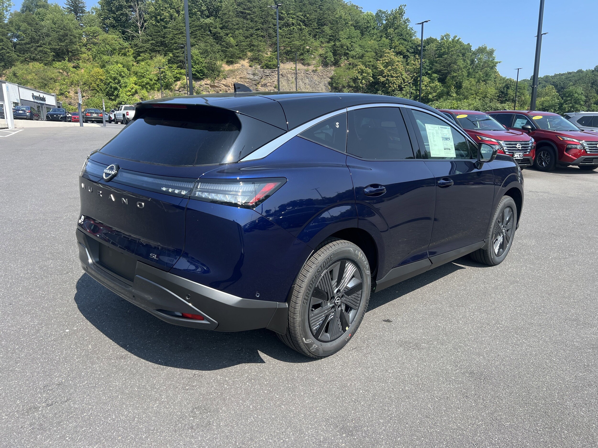 2025 Nissan Murano SL photo 3