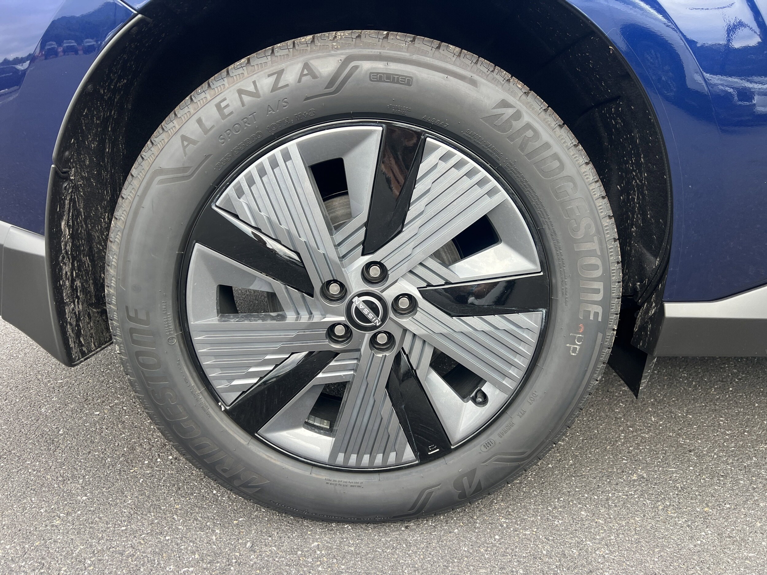 2025 Nissan Murano SL photo 3