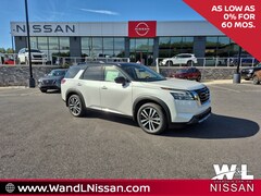 2025 Nissan Pathfinder Platinum SUV