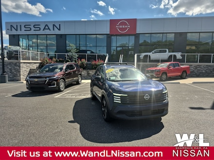 2026 Nissan Kicks SR SUV