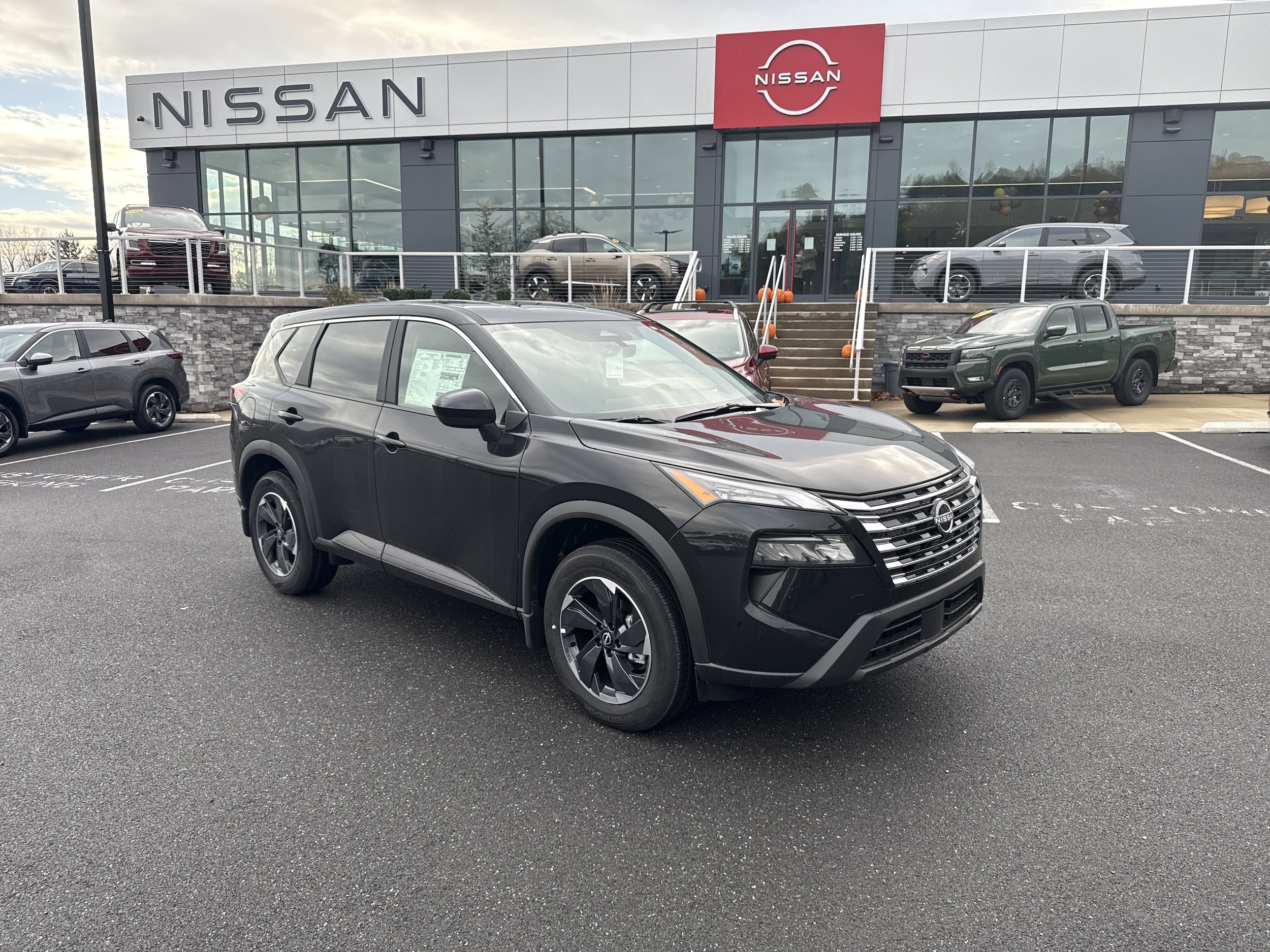 2026 Nissan Rogue SV's photo