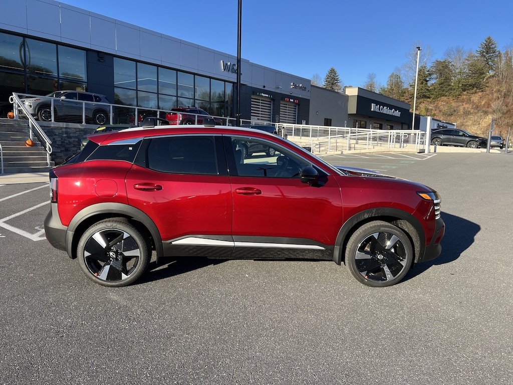 New 2026 Nissan Kicks SR SUV