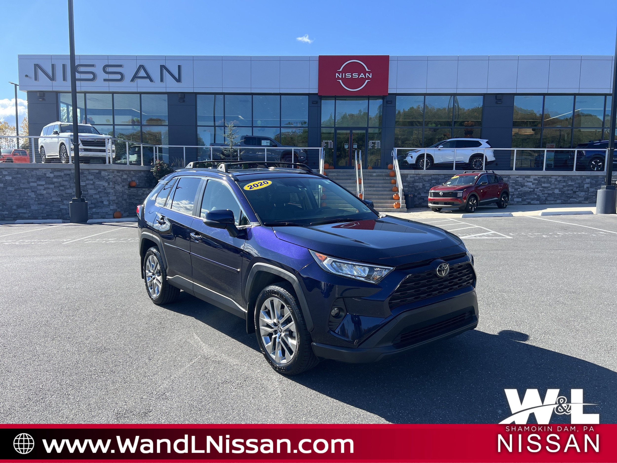 2020 Toyota RAV4 XLE Premium's photo