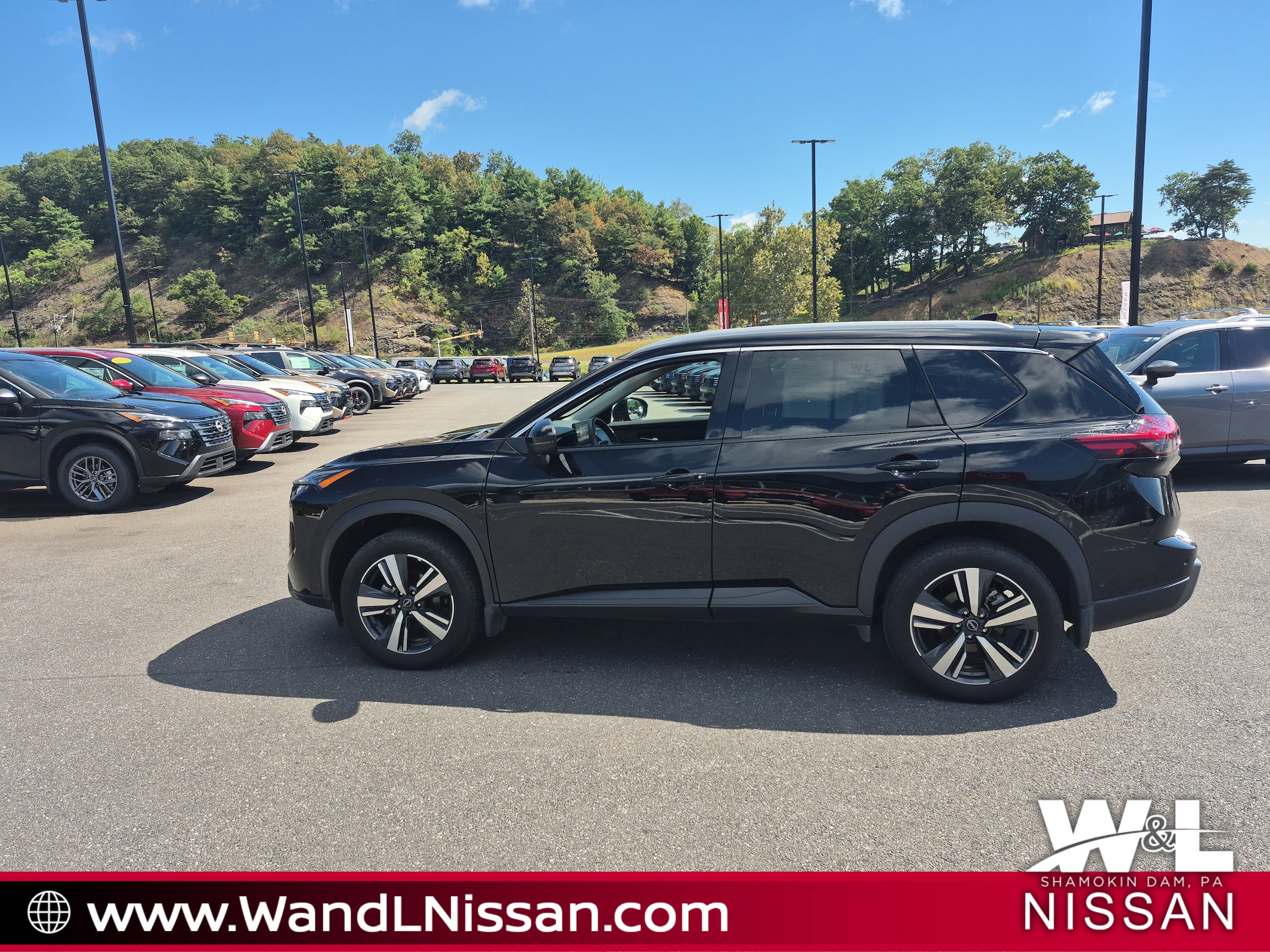 2024 Nissan Rogue SL - Photo 6