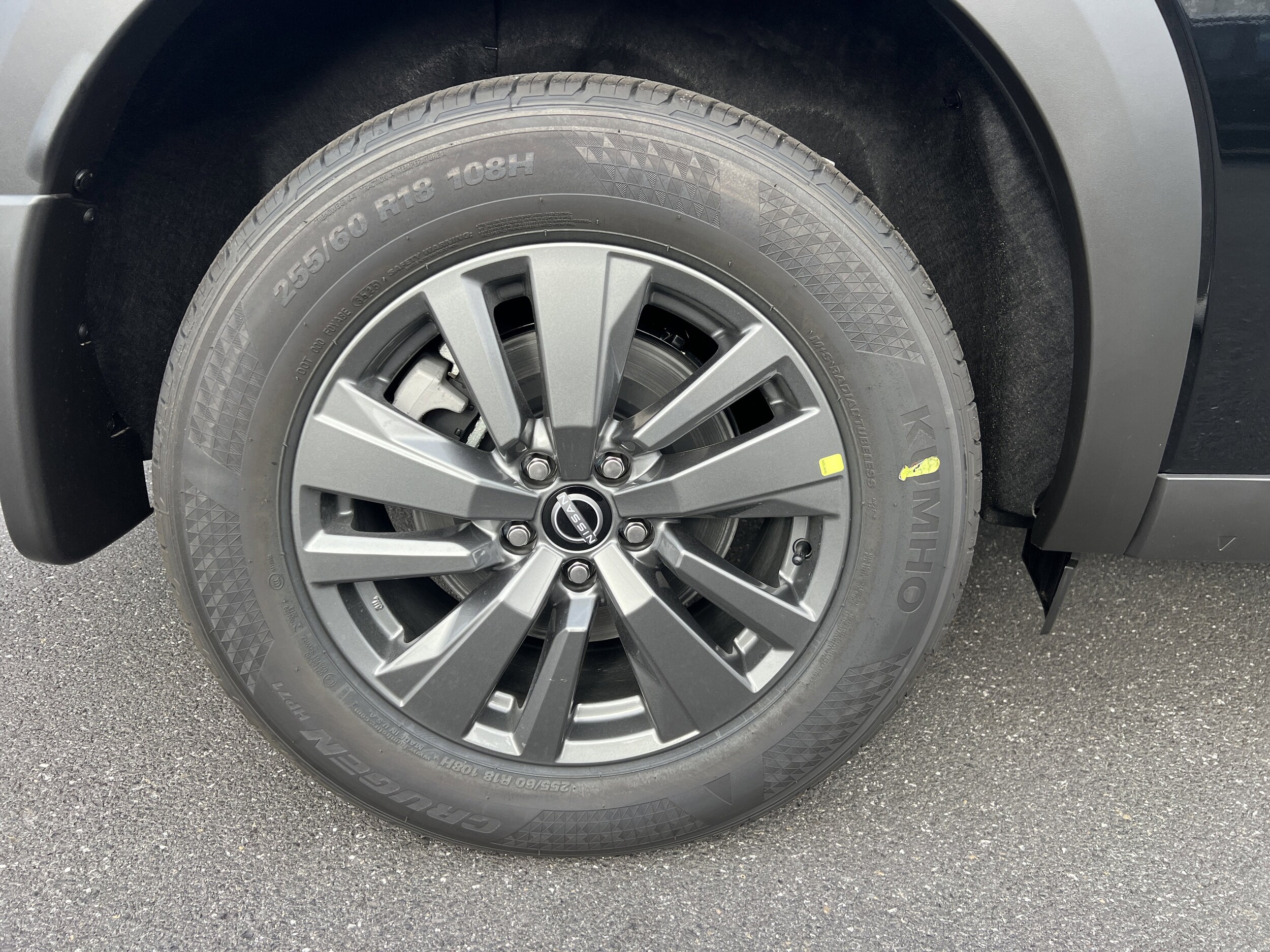 2025 Nissan Pathfinder SV photo 3