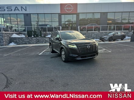 2026 Nissan Pathfinder SL SUV