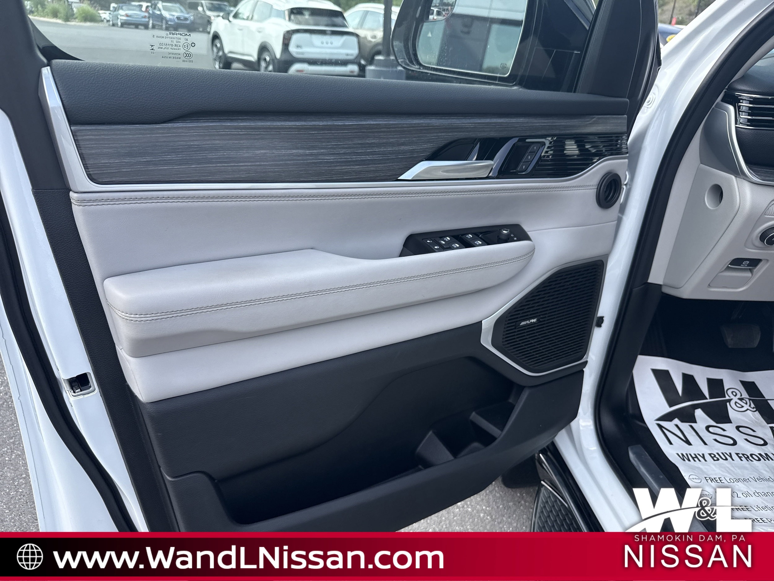 2023 Jeep Wagoneer Series III - Photo 20