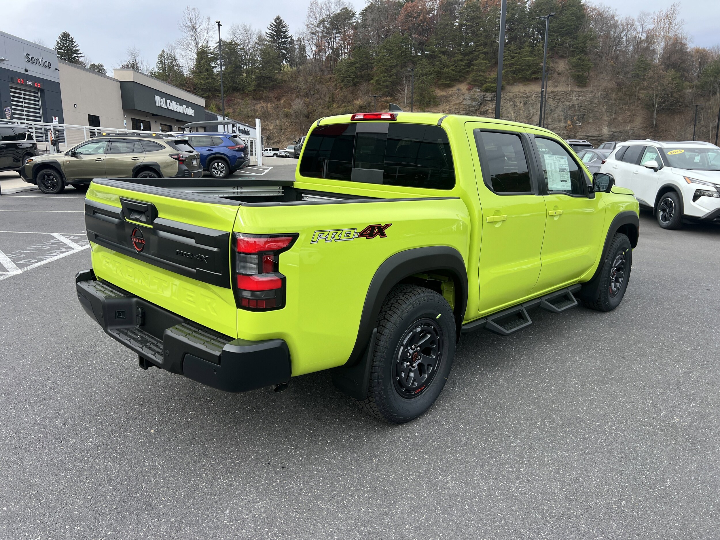 2026 Nissan Frontier PRO-4X photo 4