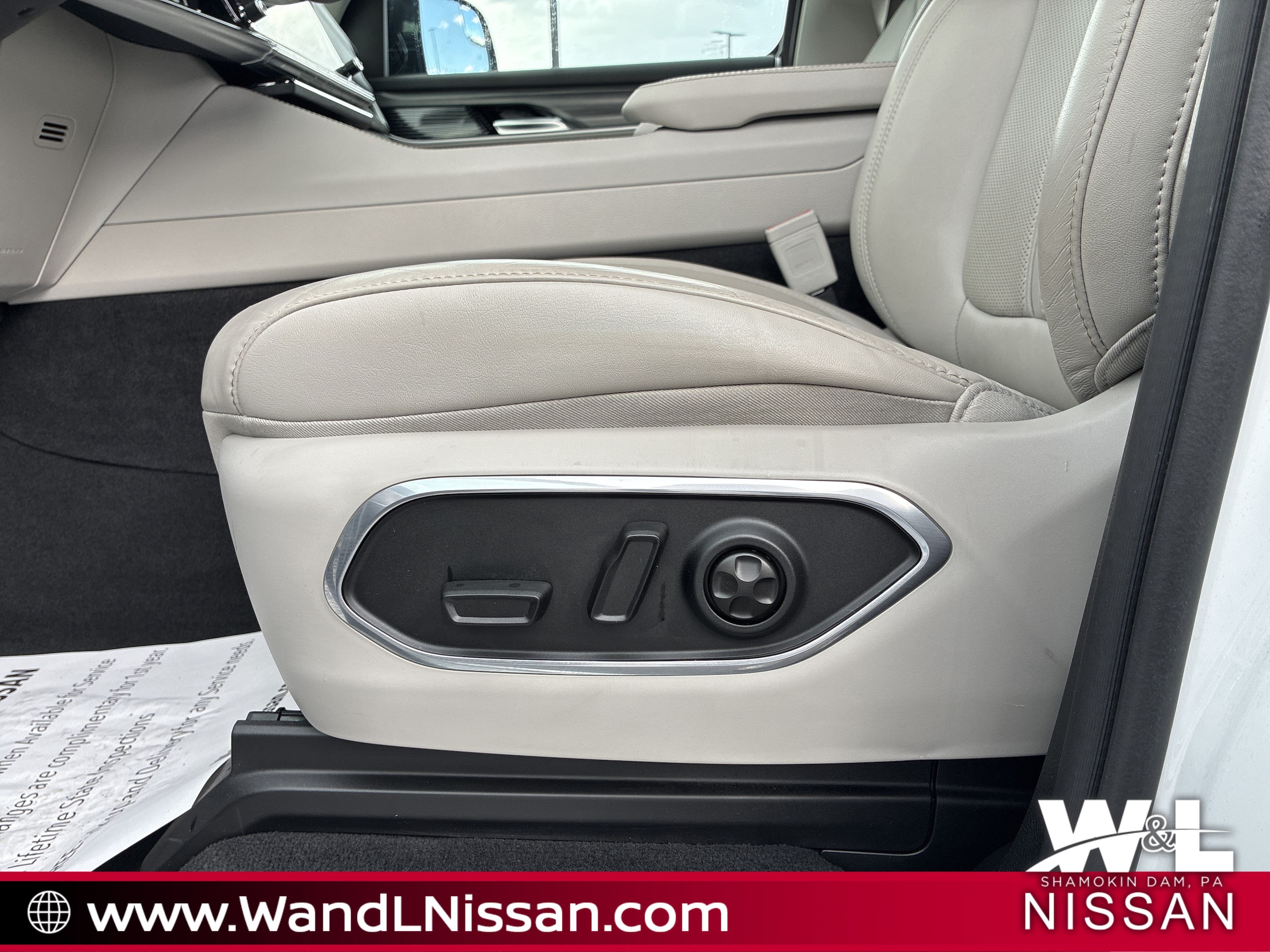 2023 Jeep Wagoneer Series III - Photo 15