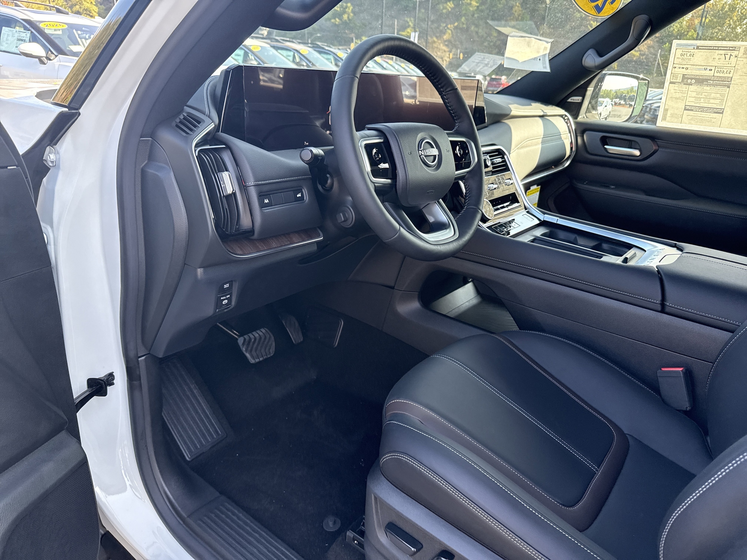 2026 Nissan Armada SL - Photo 23