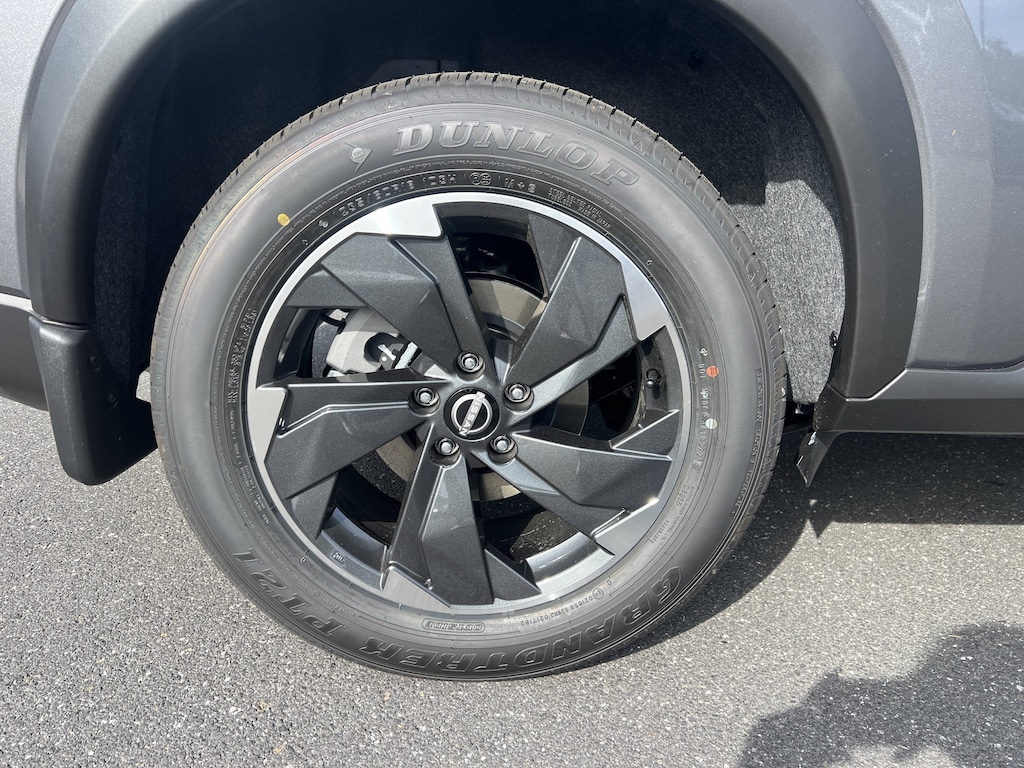 New 2026 Nissan Rogue SV SUV