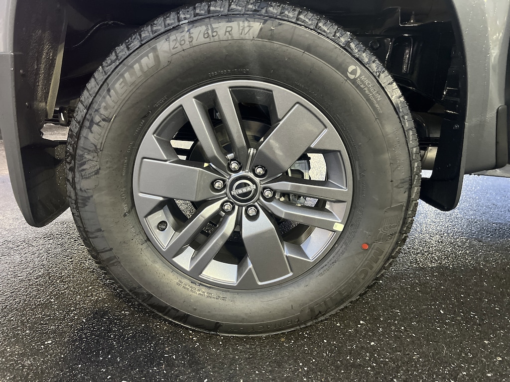 New 2026 Nissan Frontier SV Truck Crew Cab