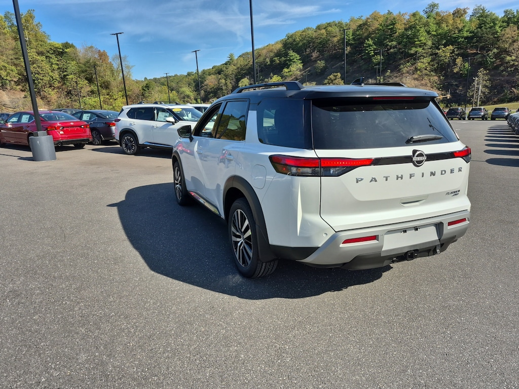 New 2025 Nissan Pathfinder Platinum SUV