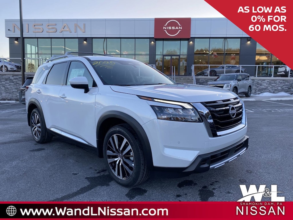 New 2025 Nissan Pathfinder Platinum Platinum 4WD