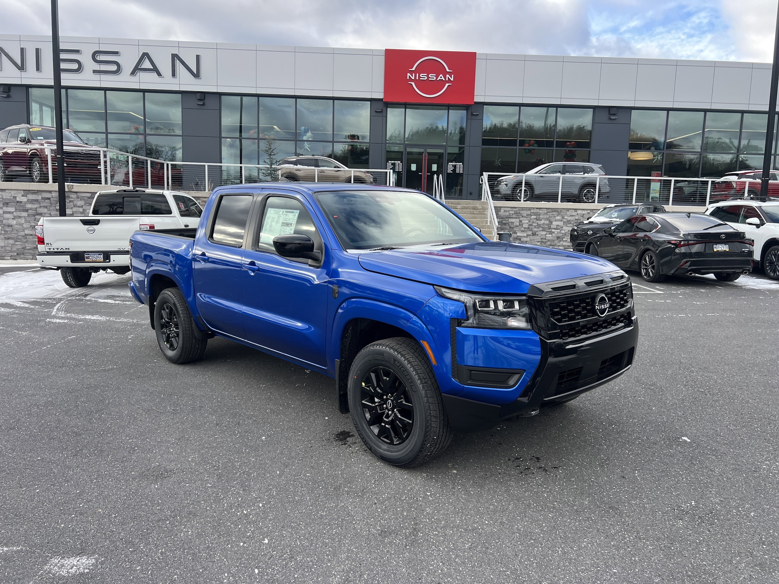 2026 Nissan Frontier SV's photo