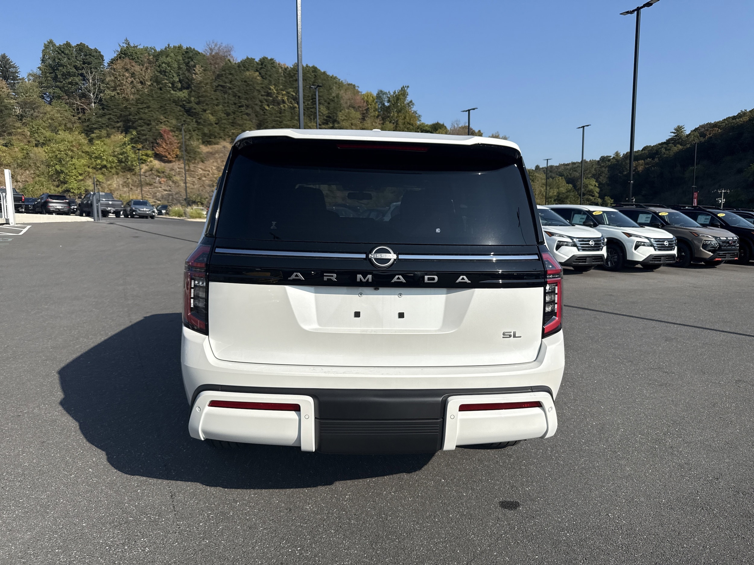 2026 Nissan Armada SL - Photo 6