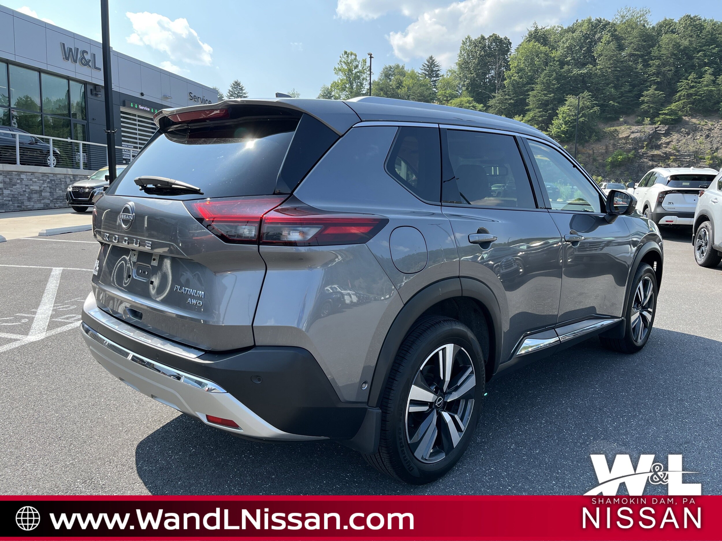 2023 Nissan Rogue AWD Platinum photo 4