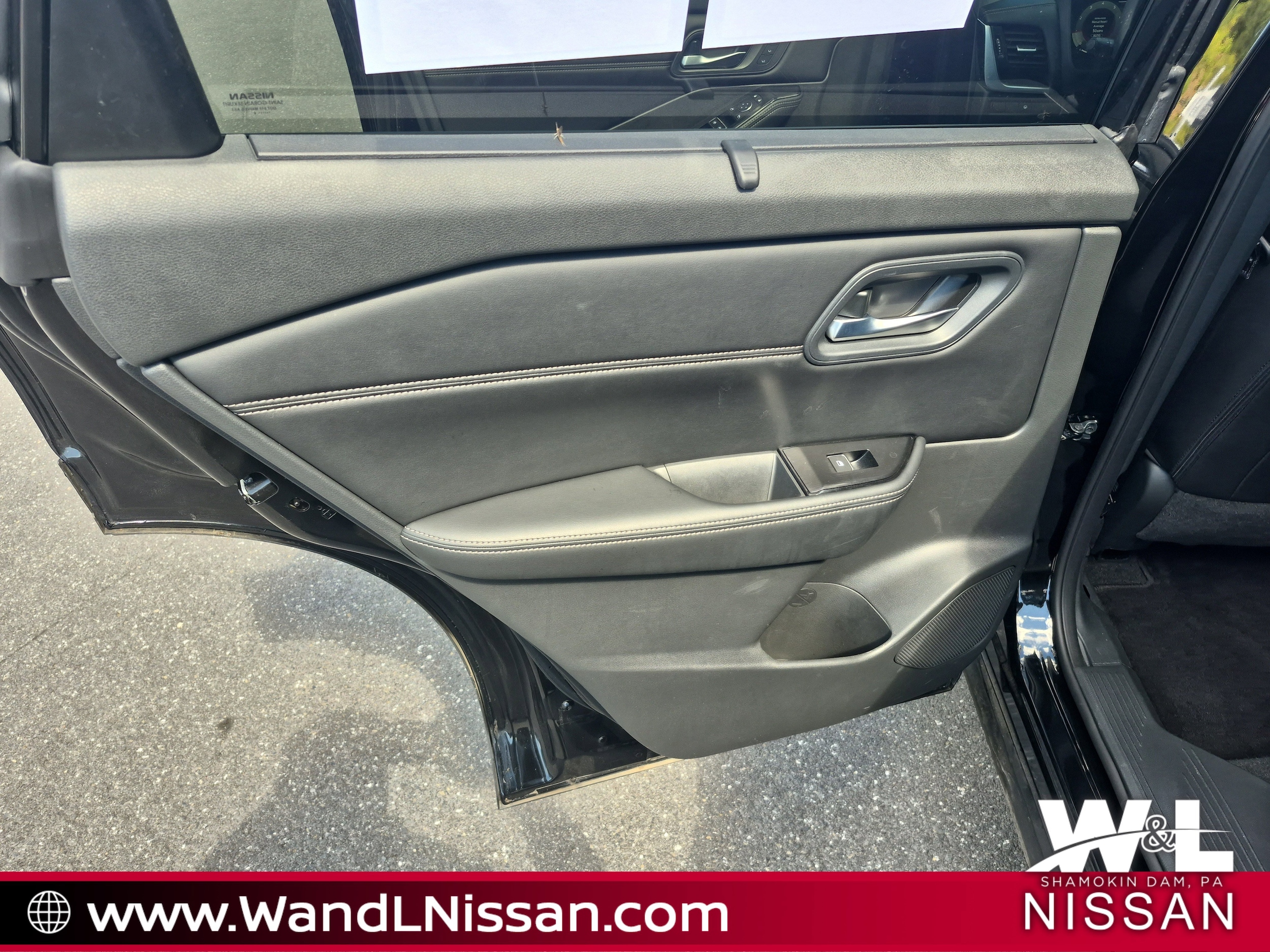 2024 Nissan Rogue SL - Photo 15