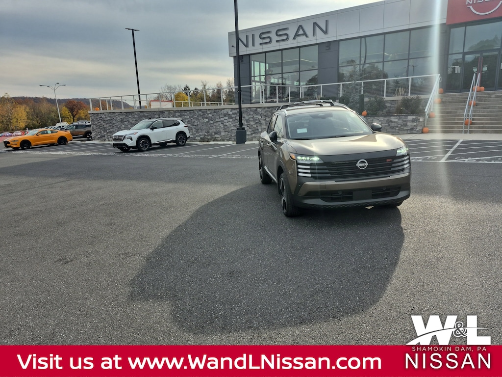 New 2026 Nissan Kicks SR SUV