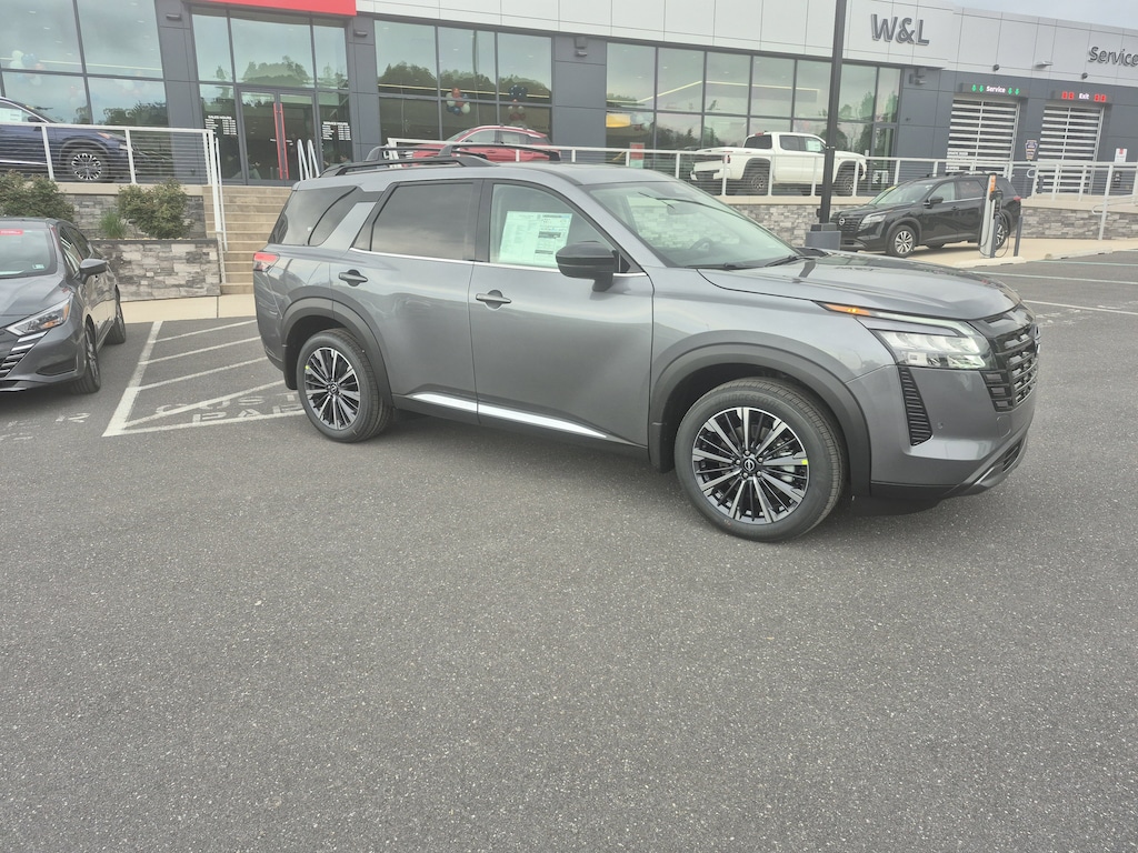 New 2026 Nissan Pathfinder Platinum SUV