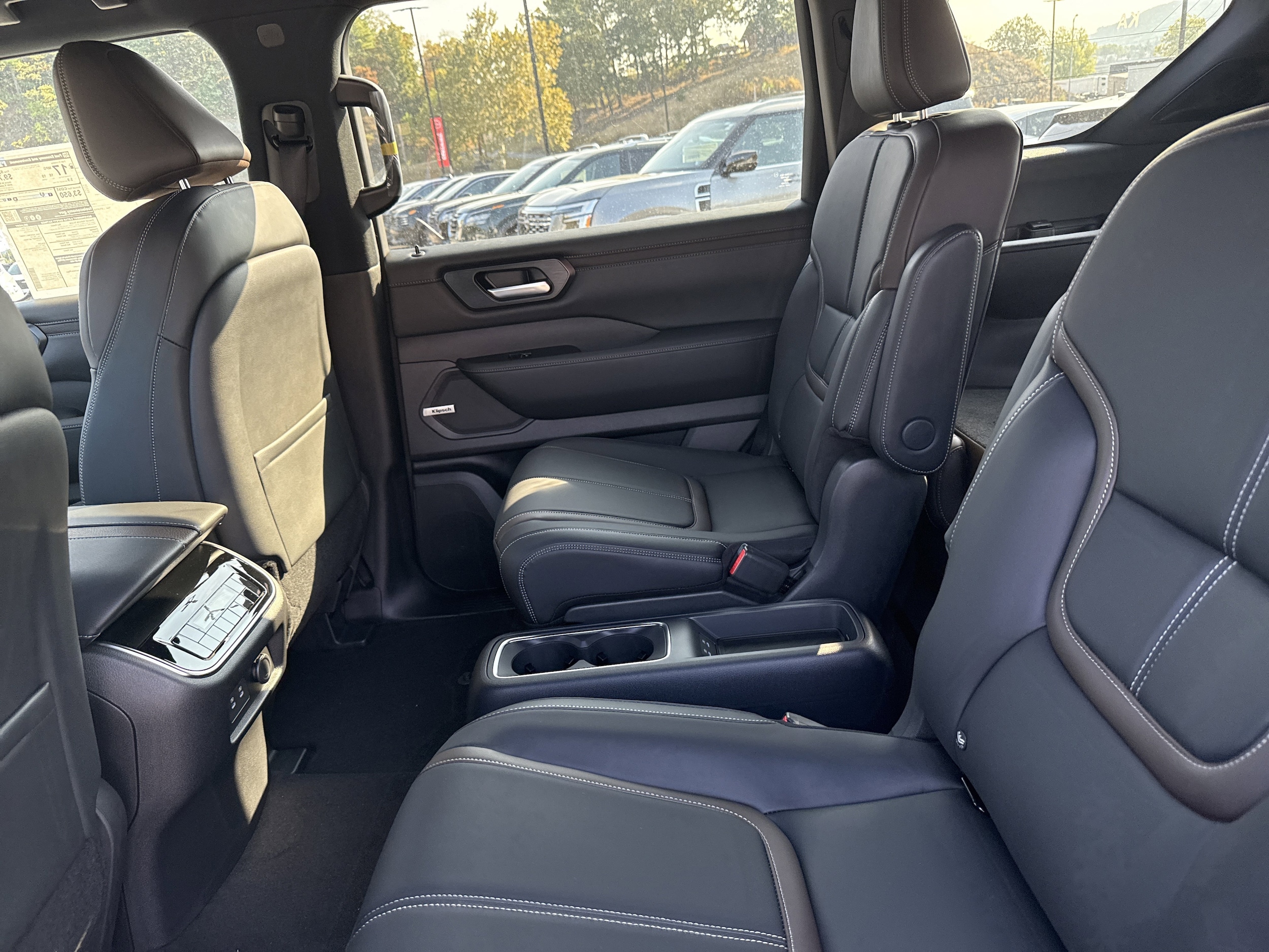 2026 Nissan Armada SL - Photo 21
